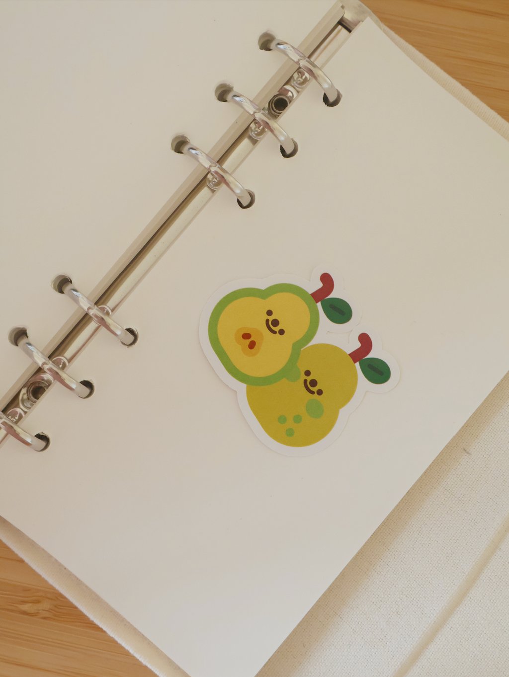 Adhesiu | Frufrutis